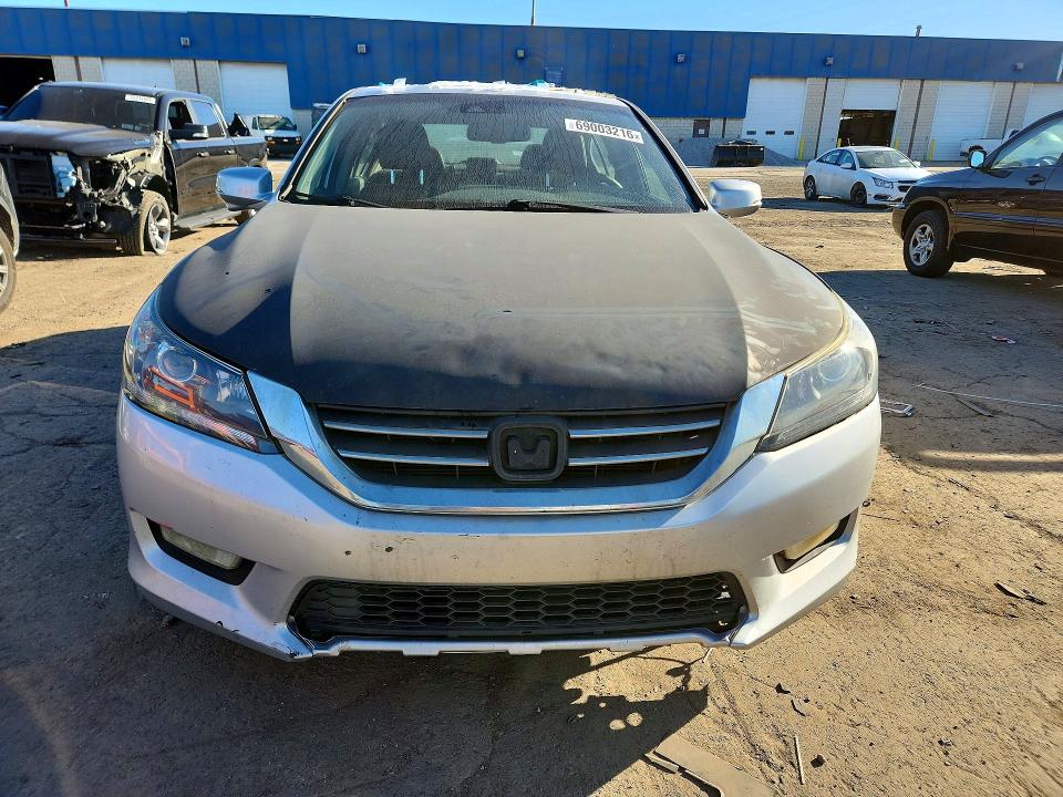 Продажа на аукционе авто 2013 Honda Accord, vin: 1HGCR2F88DA193088, номер лота: 69003216