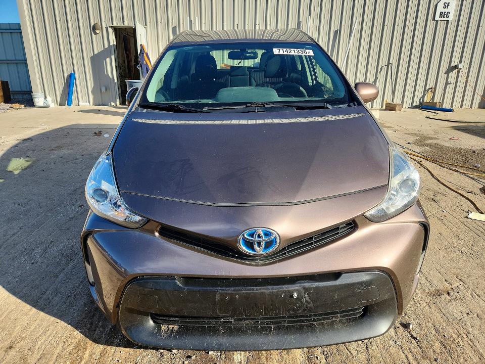 Продажа на аукционе авто 2015 Toyota Prius V, vin: JTDZN3EU8FJ025902, номер лота: 71421336