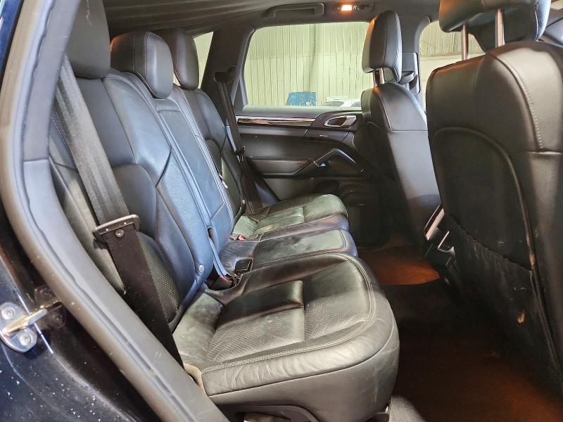 71235806 :رقم المزاد ، WP1AB2A21FLA60644 vin ، 2015 Porsche Cayenne مزاد بيع