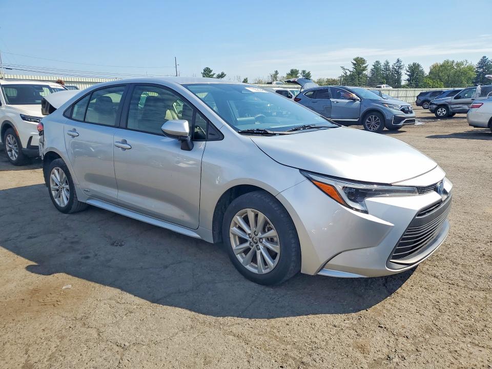 70826946 :رقم المزاد ، JTDBDMHE8R3010758 vin ، 2024 Toyota Corolla Hybrid مزاد بيع