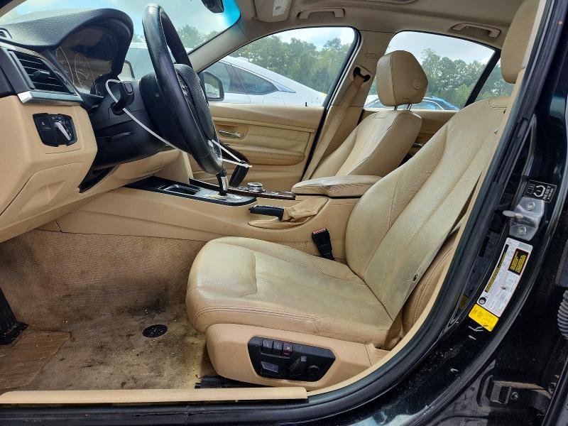 71448786 :رقم المزاد ، WBA3B1G52ENS81269 vin ، 2014 Bmw 320 مزاد بيع