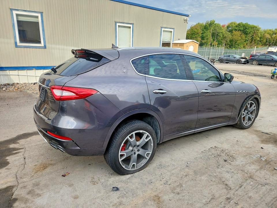 Продажа на аукционе авто 2017 Maserati Levante, vin: ZN661XUS8HX222606, номер лота: 71296806