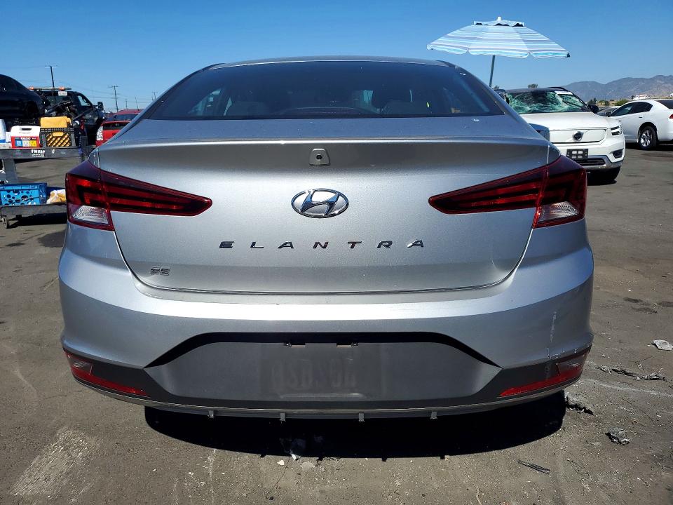 71510436 :رقم المزاد ، 5NPD74LF5LH604400 vin ، 2020 Hyundai Elantra مزاد بيع