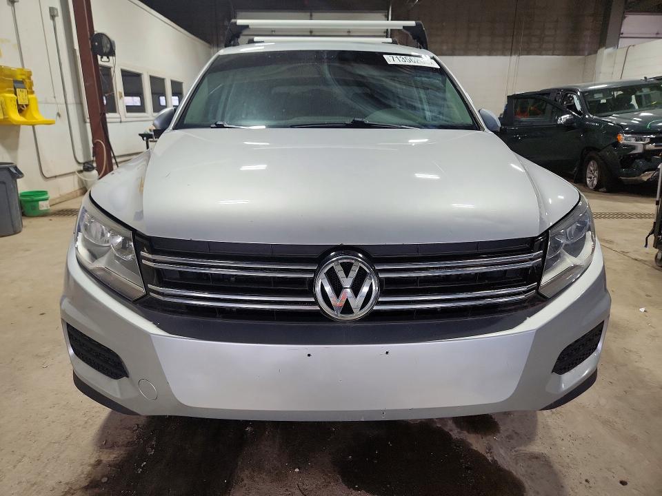 2014 Volkswagen Tiguan მანქანა იყიდება აუქციონზე, vin: WVGCV3AX9EW546193, აუქციონის ნომერი: 71356266