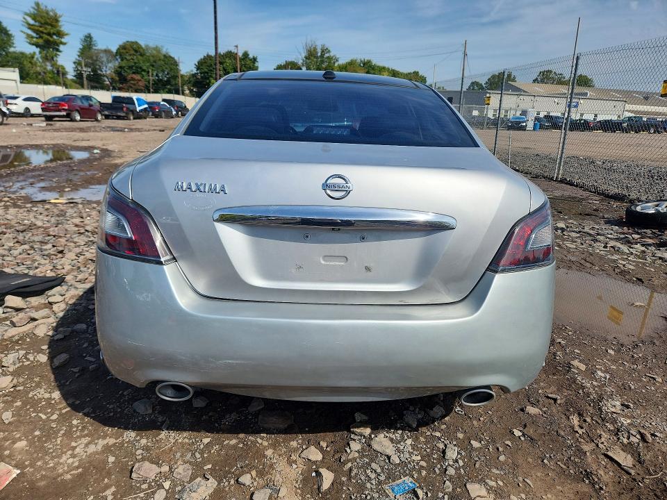 71386186 :رقم المزاد ، 1N4AA5AP5CC850371 vin ، 2012 Nissan Maxima مزاد بيع