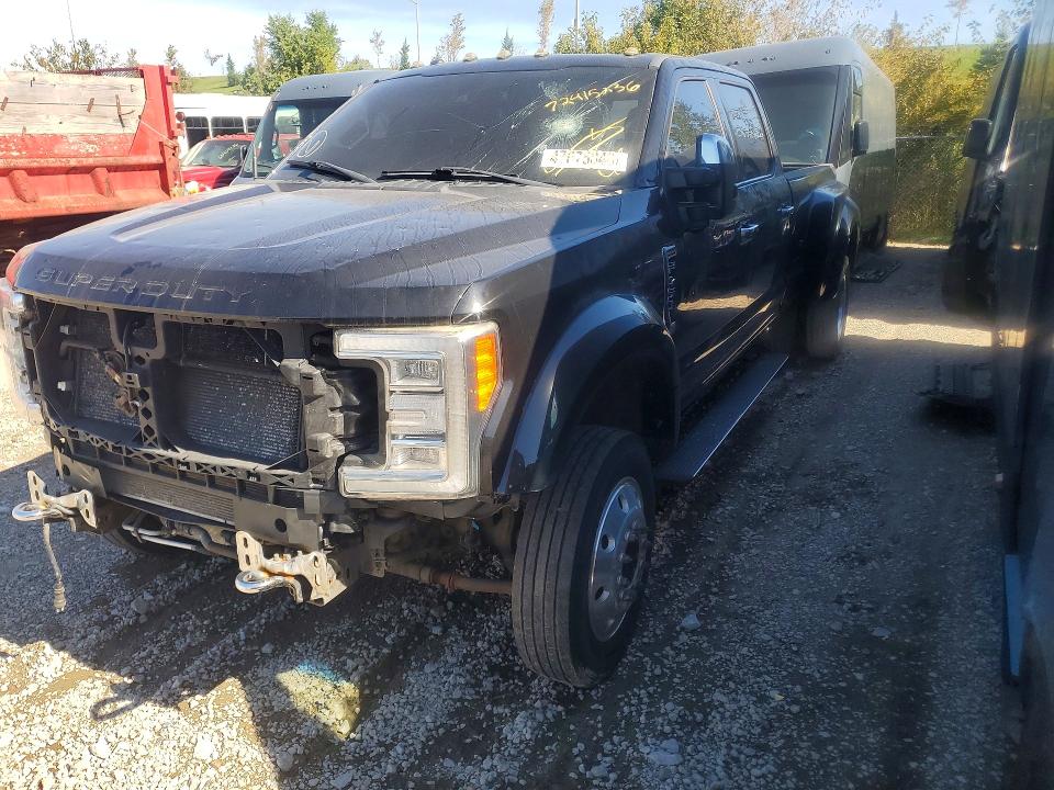 72415236 :رقم المزاد ، 1FT8W4DTXHEE94329 vin ، 2017 Ford F450 مزاد بيع