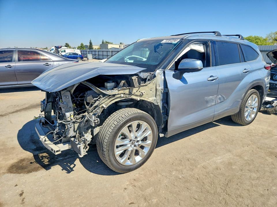 Auction sale of the 2021 Toyota Highlander, vin: 5TDDZRBH0MS062354, lot number: 70384096