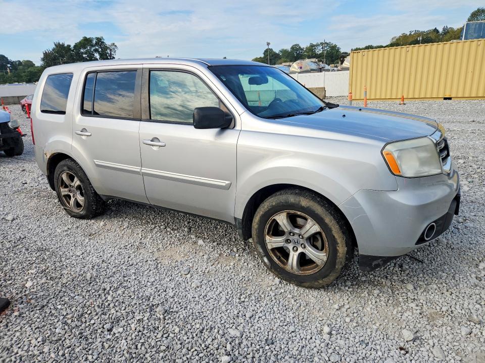 71141896 :رقم المزاد ، 5FNYF4H58CB015974 vin ، 2012 Honda Pilot مزاد بيع