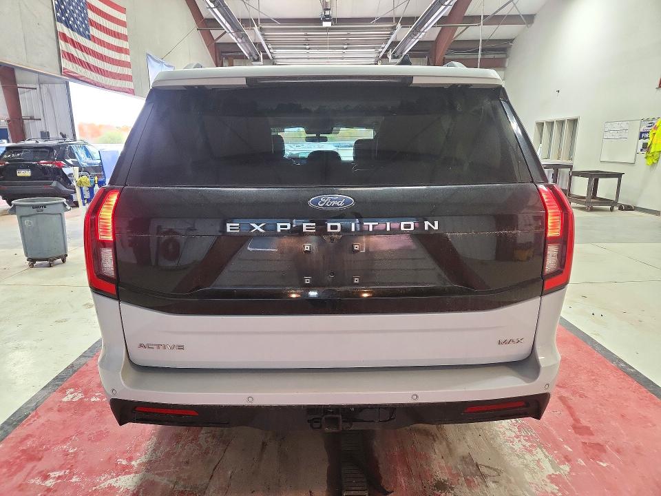 Продаж на аукціоні авто 2025 Ford Expedition, vin: 1FMJK1J81SEA08862, номер лоту: 72817066