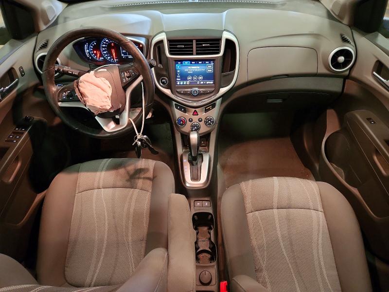 72241986 :رقم المزاد ، 1G1JD5SB6L4135137 vin ، 2020 Chevrolet Sonic مزاد بيع