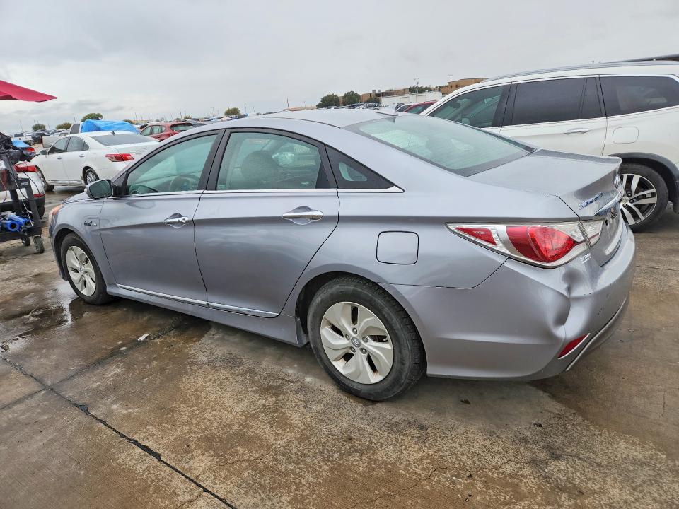 2014 Hyundai Sonata მანქანა იყიდება აუქციონზე, vin: KMHEC4A4XEA117703, აუქციონის ნომერი: 71474896