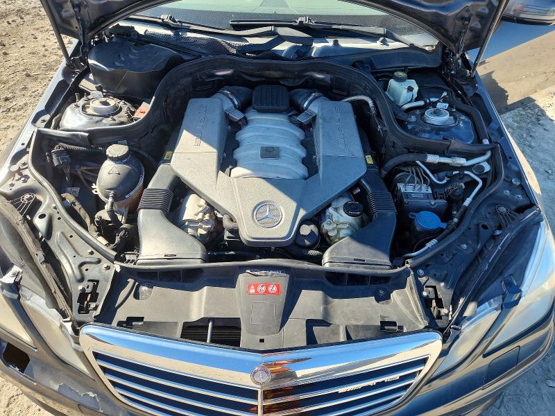 2010 Mercedes-benz E მანქანა იყიდება აუქციონზე, vin: WDDHF7HB7AA121576, აუქციონის ნომერი: 72630576