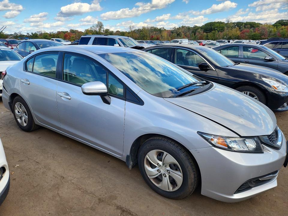 Aukcja sprzedaży 2015 Honda Civic, vin: 2HGFB2F52FH508236, numer aukcji: 72361426