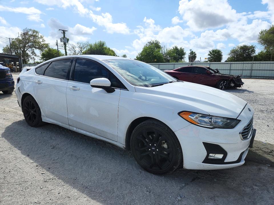 2019 Ford Fusion მანქანა იყიდება აუქციონზე, vin: 3FA6P0HD7KR215400, აუქციონის ნომერი: 72648856