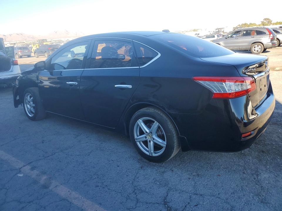 Продажа на аукционе авто 2015 Nissan Sentra, vin: 3N1AB7AP7FL685826, номер лота: 72158516