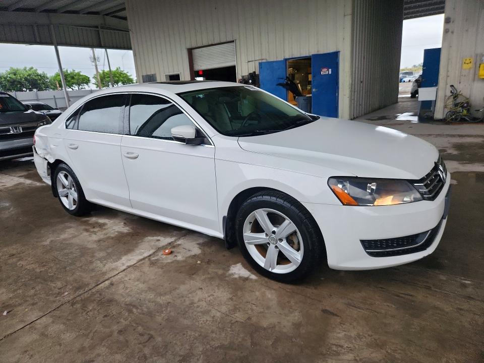 2013 Volkswagen Passat მანქანა იყიდება აუქციონზე, vin: 1VWBN7A38DC103339, აუქციონის ნომერი: 70854696