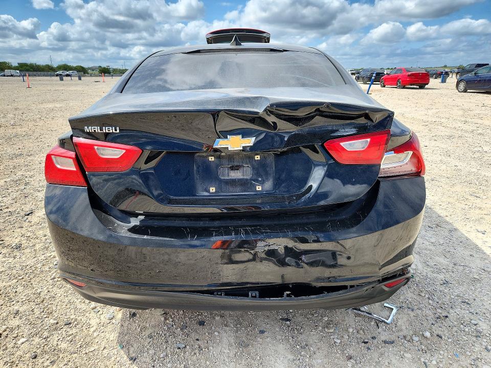 72303396 :رقم المزاد ، 1G1ZB5ST4JF273701 vin ، 2018 Chevrolet Malibu مزاد بيع