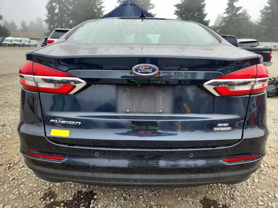 2020 Ford Fusion მანქანა იყიდება აუქციონზე, vin: 3FA6P0LUXLR221121, აუქციონის ნომერი: 69460186