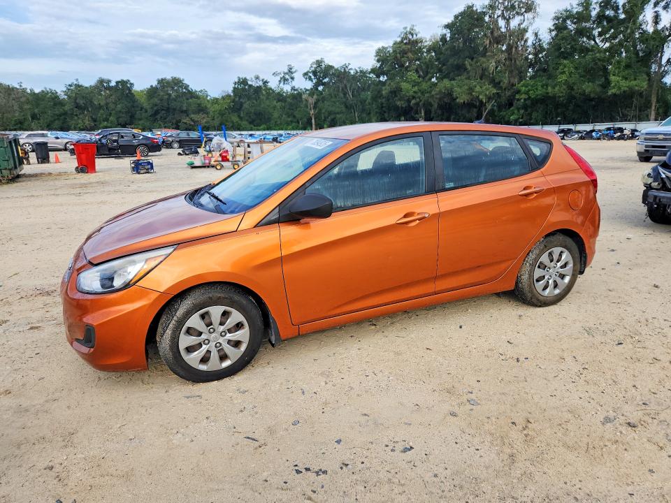 2017 Hyundai Accent მანქანა იყიდება აუქციონზე, vin: KMHCT5AE5HU327862, აუქციონის ნომერი: 70894926