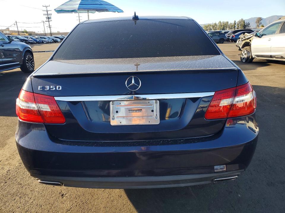 2012 Mercedes-benz E მანქანა იყიდება აუქციონზე, vin: WDDHF5KB7CA607823, აუქციონის ნომერი: 72936786