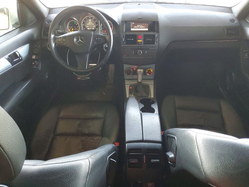 2010 Mercedes-benz C მანქანა იყიდება აუქციონზე, vin: WDDGF5EB7AR111166, აუქციონის ნომერი: 72600206