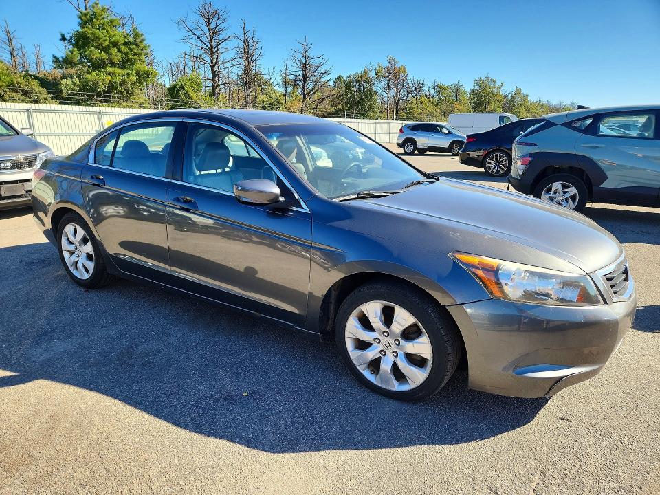 Продажа на аукционе авто 2008 Honda Accord, vin: 1HGCP26808A053306, номер лота: 71743246