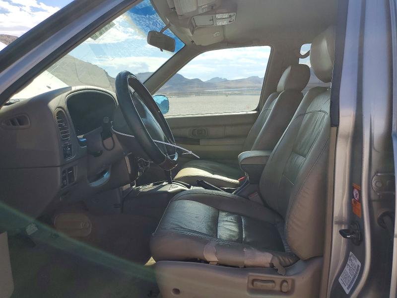 Продаж на аукціоні авто 2000 Infiniti Qx4, vin: JNRAR07Y8YW086088, номер лоту: 71412186