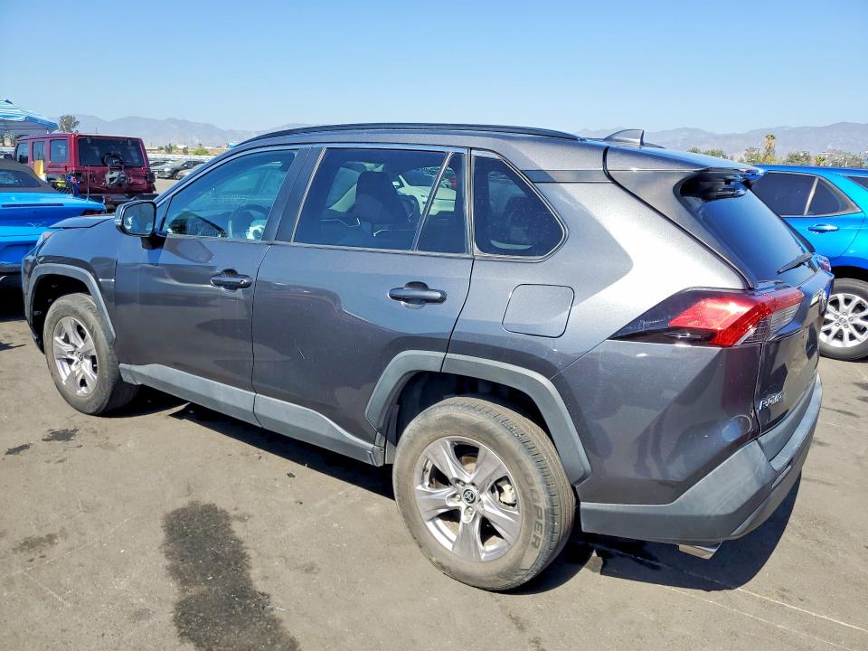 71620066 :رقم المزاد ، 2T3P1RFV8NC282279 vin ، 2022 Toyota Rav4 مزاد بيع