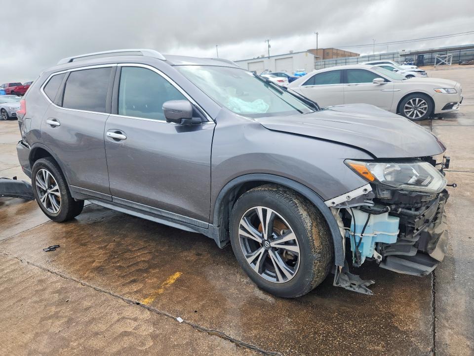Продажа на аукционе авто 2019 Nissan Rogue, vin: 5N1AT2MT1KC735191, номер лота: 71504116