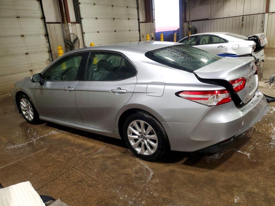 Aukcja sprzedaży 2018 Toyota Camry, vin: 4T1B11HK2JU127999, numer aukcji: 71433046