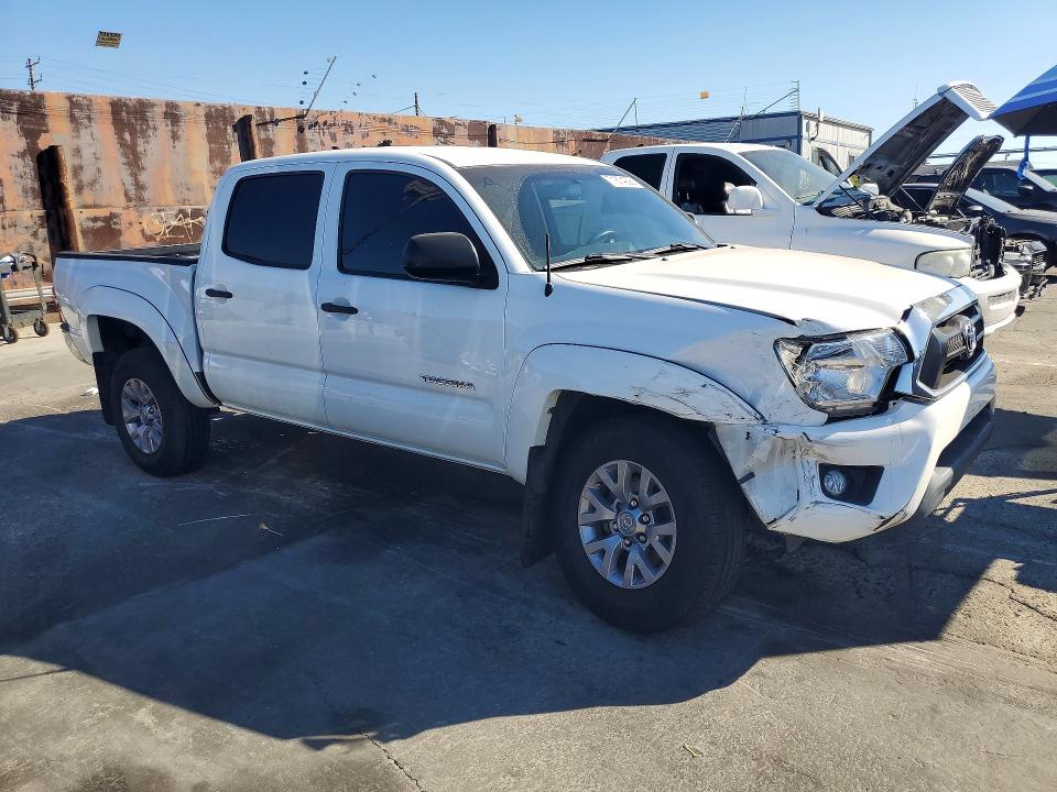 Продажа на аукционе авто 2015 Toyota Tacoma, vin: 3TMJU4GN0FM188042, номер лота: 71674206
