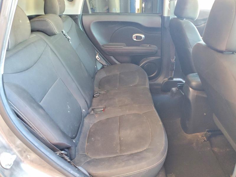 71304106 :رقم المزاد ، KNDJN2A29H7471262 vin ، 2017 Kia Soul مزاد بيع