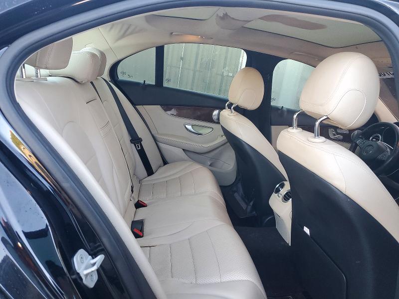 Продаж на аукціоні авто 2015 Mercedes-benz C, vin: 55SWF4KBXFU041341, номер лоту: 72376026