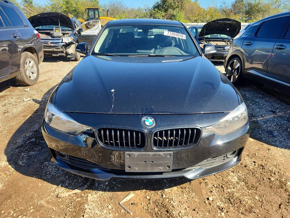 2015 Bmw 320 მანქანა იყიდება აუქციონზე, vin: WBA3B1C55FK139944, აუქციონის ნომერი: 71209056