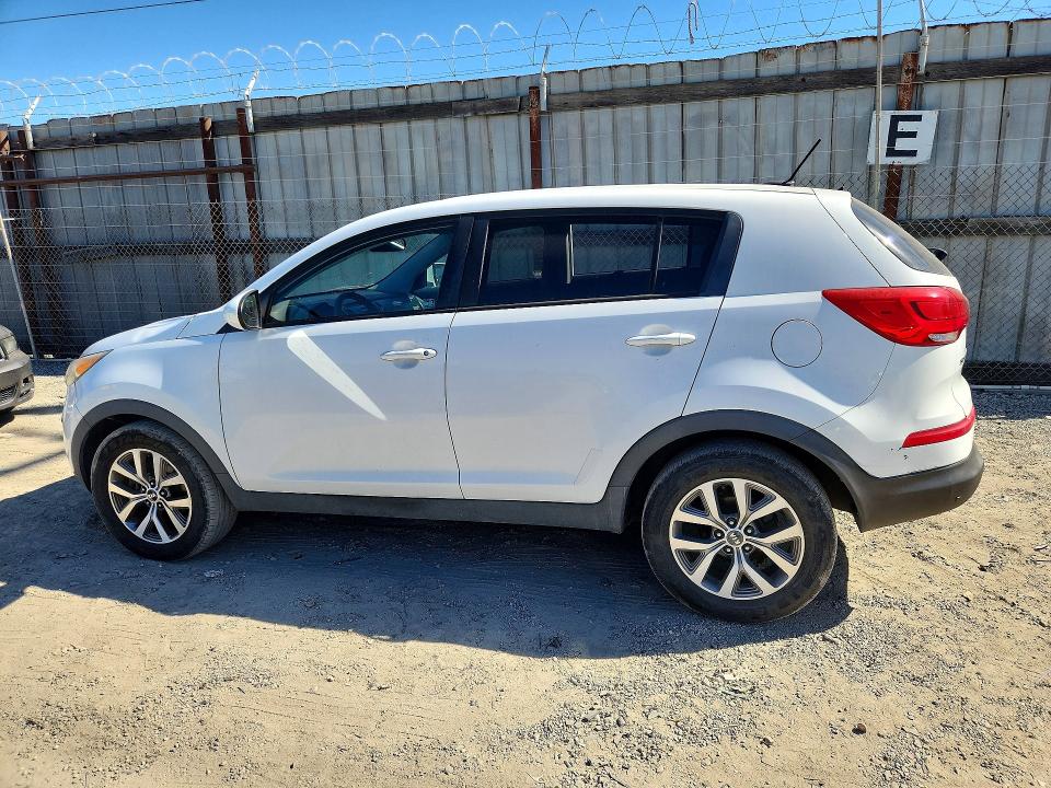 2014 Kia Sportage მანქანა იყიდება აუქციონზე, vin: KNDPB3AC5E7650735, აუქციონის ნომერი: 71694136