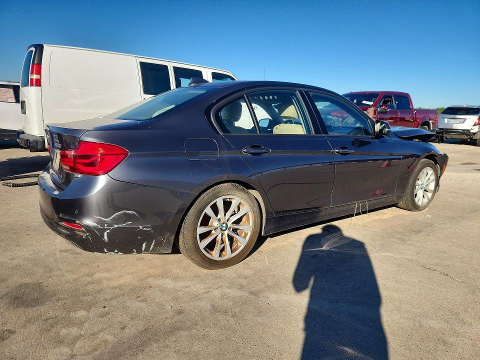 2017 Bmw 320 მანქანა იყიდება აუქციონზე, vin: WBA8A9C38HK864849, აუქციონის ნომერი: 71392676