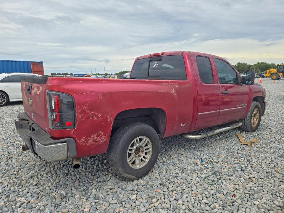 Продаж на аукціоні авто 2007 Chevrolet Silverado, vin: 2GCEC19J371593897, номер лоту: 71239966