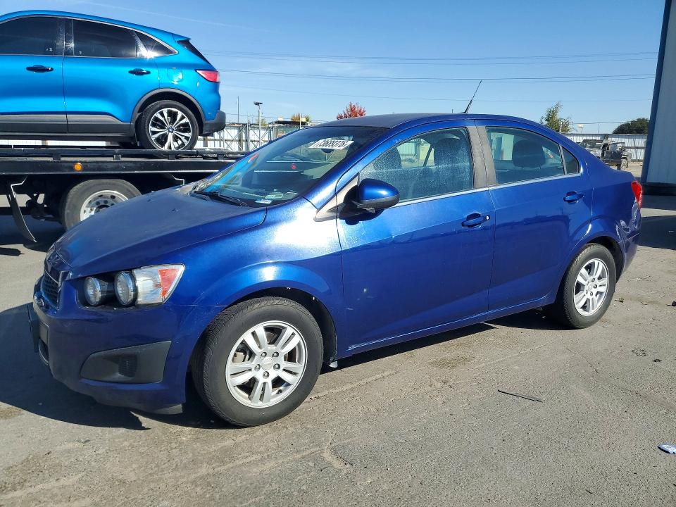 73689376 :رقم المزاد ، 1G1JC5SH8E4153858 vin ، 2014 Chevrolet Sonic مزاد بيع