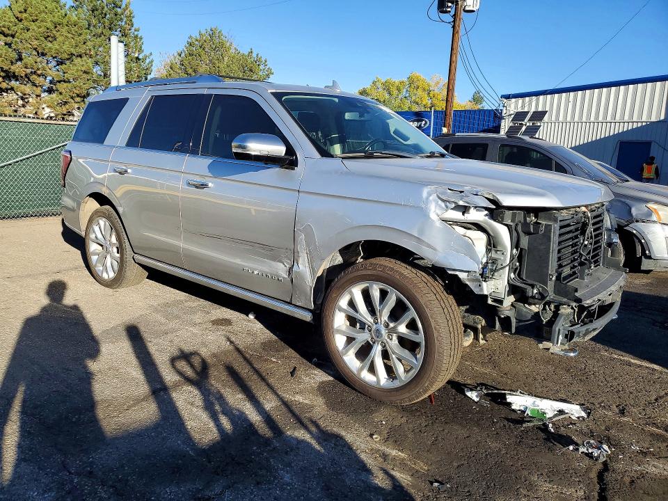 2019 Ford Expedition მანქანა იყიდება აუქციონზე, vin: 1FMJU1MT7KEA17379, აუქციონის ნომერი: 71671446