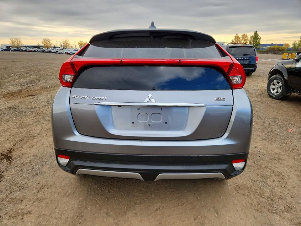 71368896 :رقم المزاد ، JA4AT3AA8LZ602465 vin ، 2020 Mitsubishi Eclipse Cross مزاد بيع