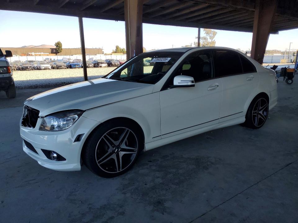 2010 Mercedes-benz C მანქანა იყიდება აუქციონზე, vin: WDDGF5EB7AR111166, აუქციონის ნომერი: 72600206