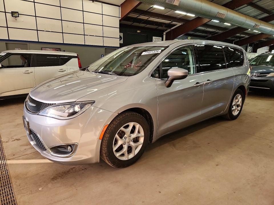 Продаж на аукціоні авто 2017 Chrysler Pacifica, vin: 2C4RC1BG5HR824138, номер лоту: 71431326