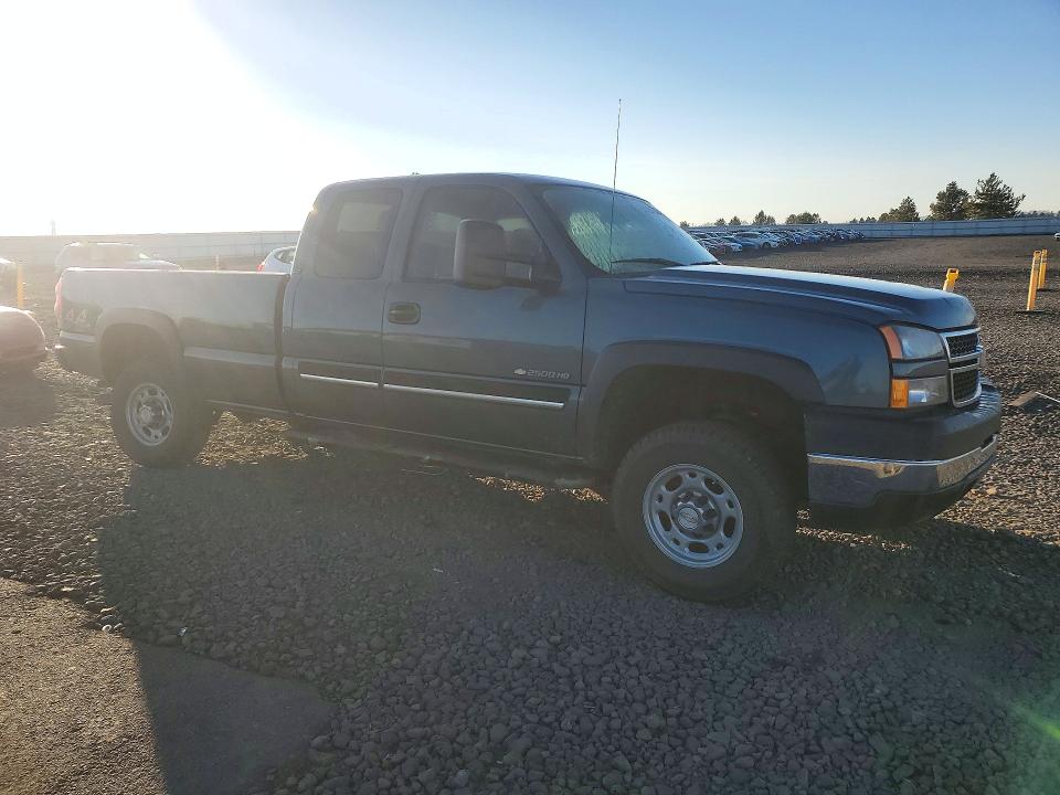 73354186 :رقم المزاد ، 1GCHK29U16E214019 vin ، 2006 Chevrolet Silverado مزاد بيع