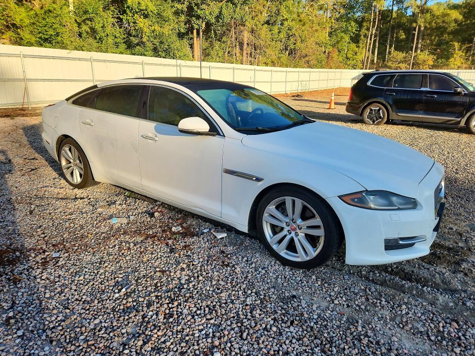 2016 Jaguar Xjl მანქანა იყიდება აუქციონზე, vin: SAJWJ2GD8G8V99450, აუქციონის ნომერი: 73870066