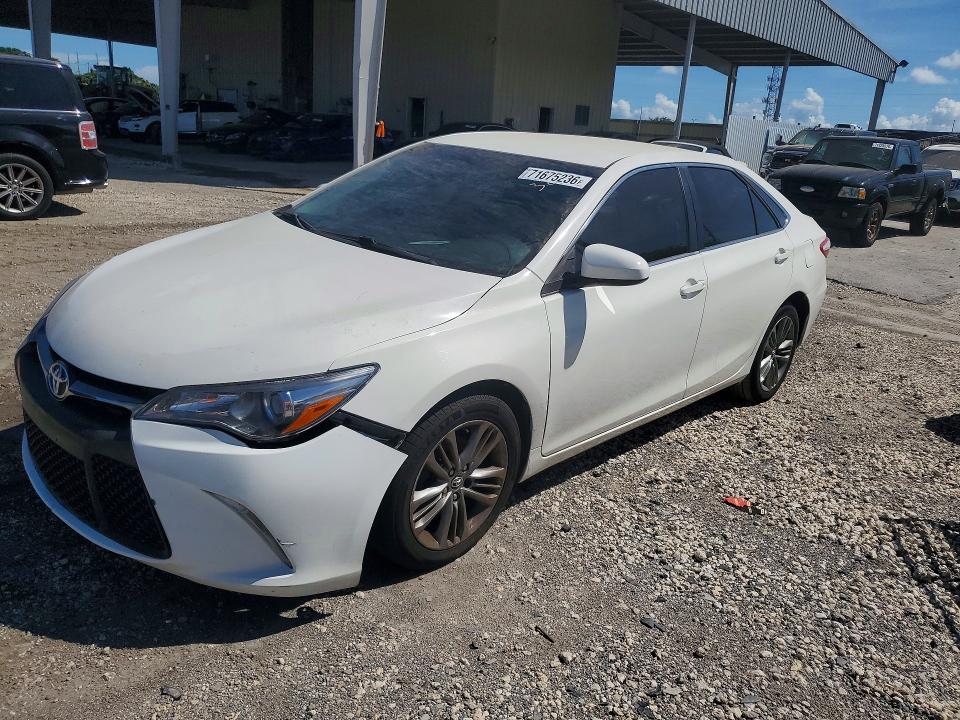Продажа на аукционе авто 2016 Toyota Camry, vin: 4T1BF1FK4GU234906, номер лота: 71675236