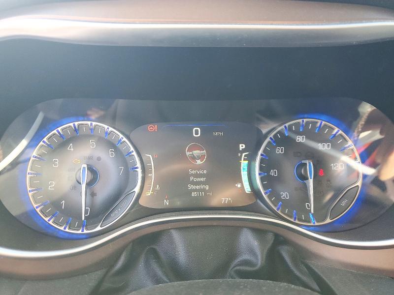72301466 :رقم المزاد ، 2C4RC1EG0JR227352 vin ، 2018 Chrysler Pacifica مزاد بيع