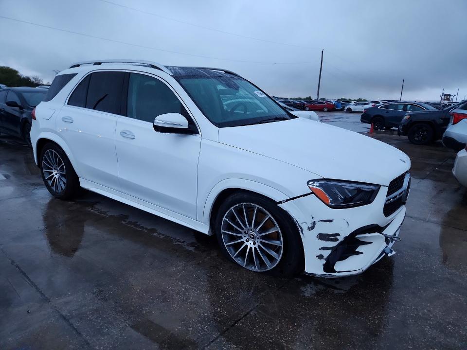 Продажа на аукционе авто 2024 Mercedes-benz Gle, vin: 4JGFB5KB8RB165789, номер лота: 71266266