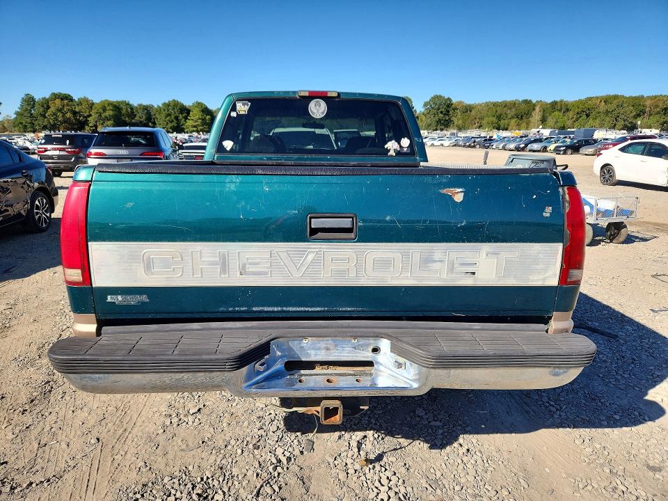 1997 Chevrolet Silverado მანქანა იყიდება აუქციონზე, vin: 2GCEC19R2V1293688, აუქციონის ნომერი: 72039456