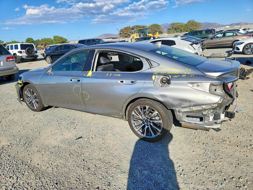 71687146 :رقم المزاد ، JTHB21B19K2034751 vin ، 2019 Lexus Es مزاد بيع