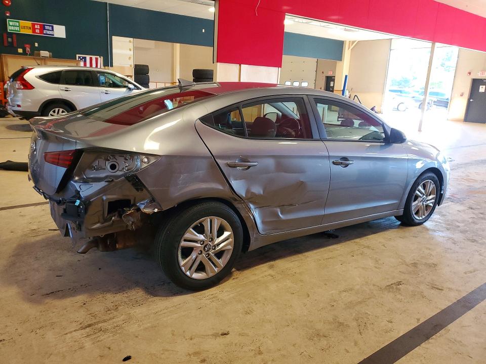 2019 Hyundai Elantra მანქანა იყიდება აუქციონზე, vin: KMHD84LFXKU874543, აუქციონის ნომერი: 71810546